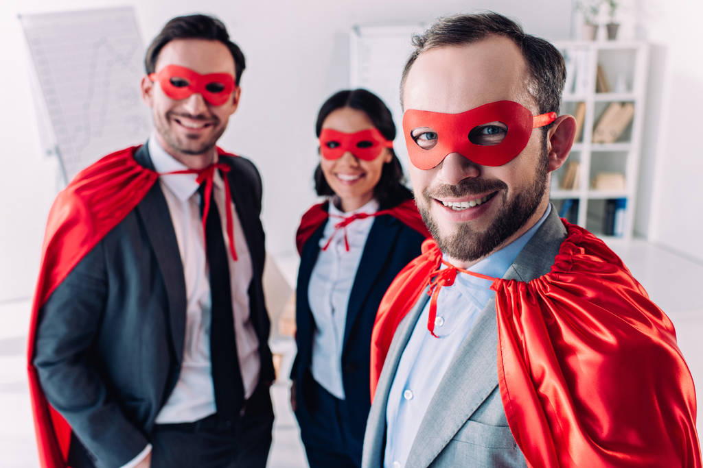 Les héros de l'ombre : seuls 36% des employés tirent la performance vers le haut