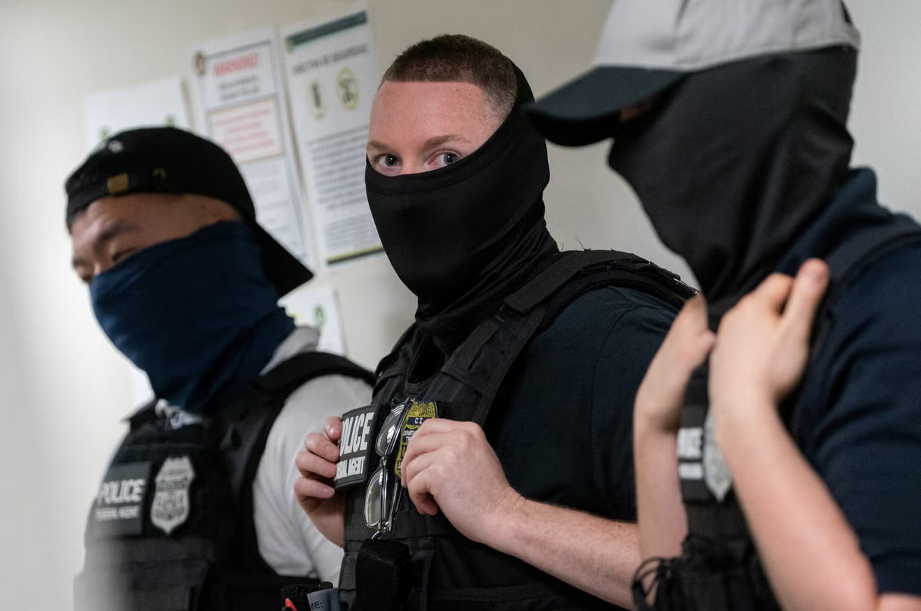 L’intelligence artificielle démasque des agents des forces de l'ordre