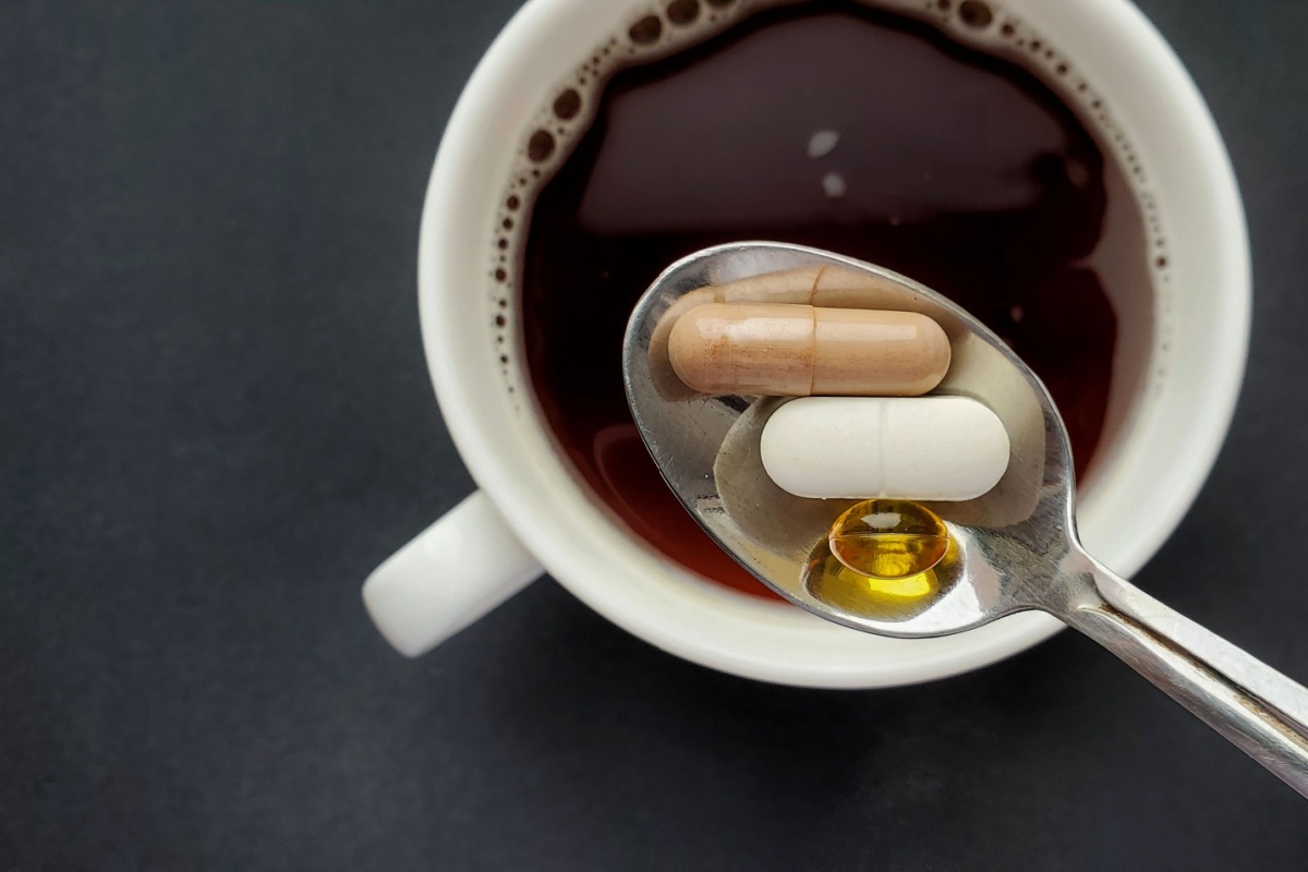 Cinq catégories de médicaments à ne jamais mélanger avec votre café matinal
