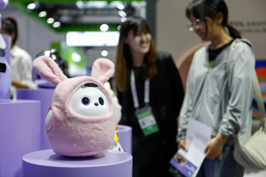 Amour et Programmation : La nouvelle obsession chinoise pour les compagnons de lit numériques